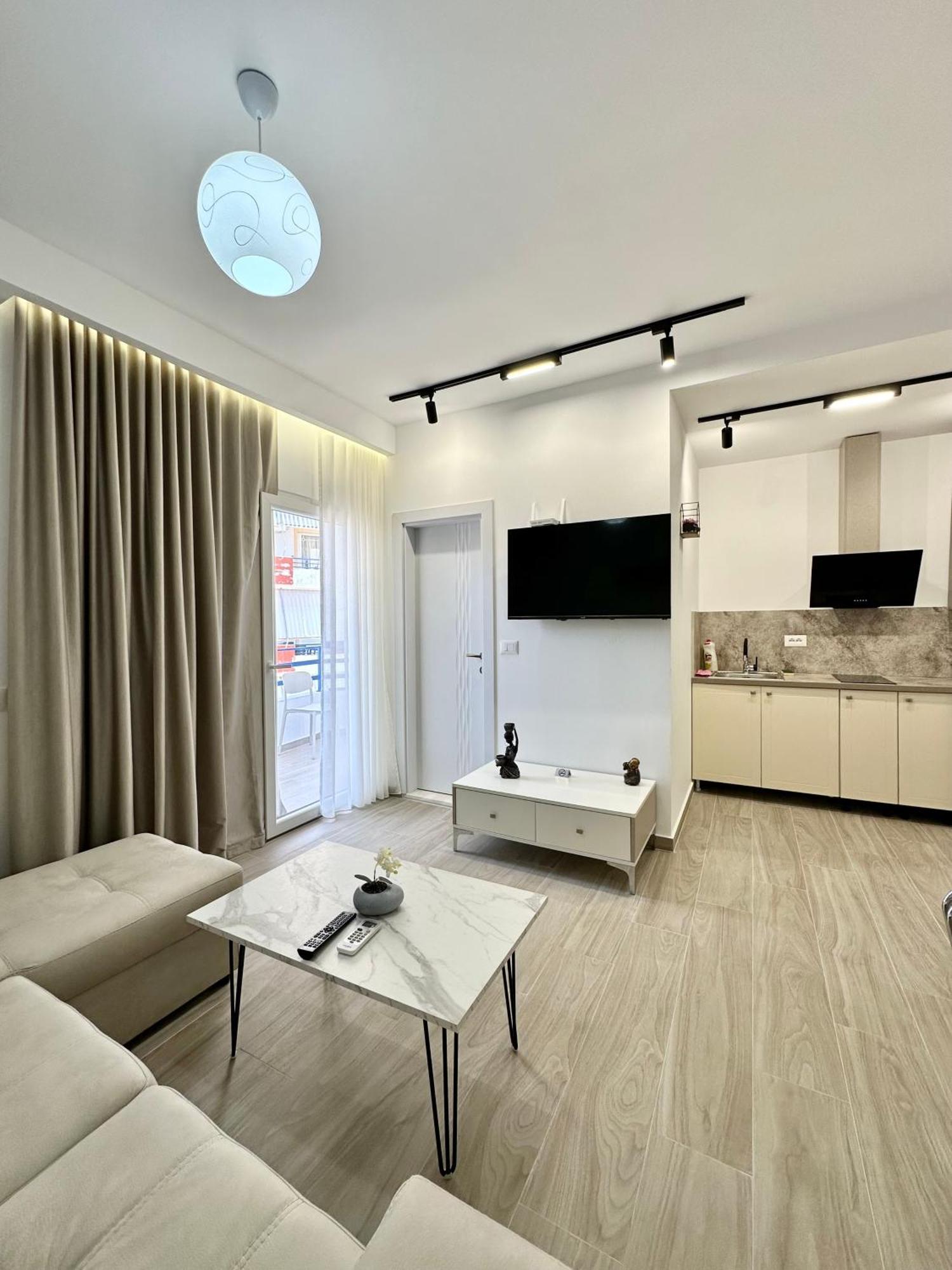 Al Mare Rooms Saranda Kültér fotó