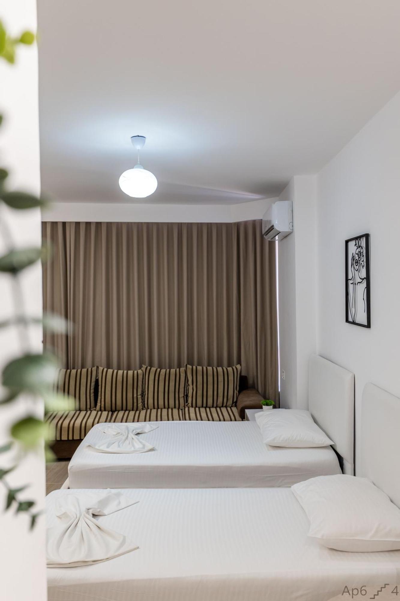 Al Mare Rooms Saranda Kültér fotó